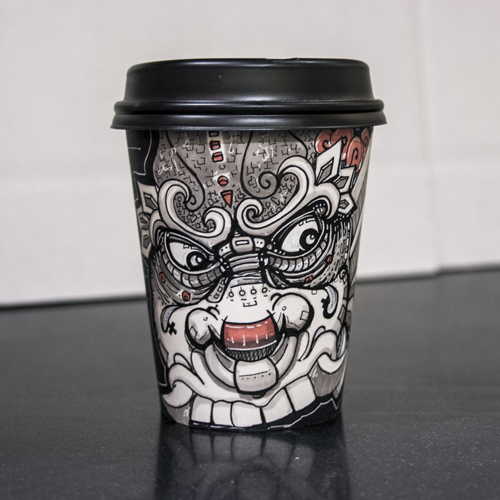 手绘咖啡纸杯 街头嘻哈风格 Miguel Cardona’s Must-See Coffee Cup Art