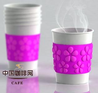 预热改变形状的热敏咖啡杯