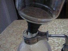 如何使用虹吸式咖啡壶煮咖啡