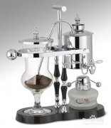 The operation method of siphon coffee pot introduces the technology of brewing coffee in air stopper.