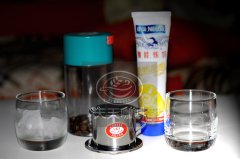 Pure Vietnamese iced coffee practice Vietnamese iced coffee is smooth and mellow