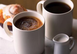 Cuban Crystal Coffee with Coffee beans treated in two ways