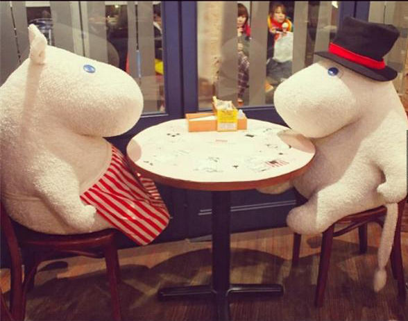 Japanese Moomin roast coffee shop eating alone is not lonely 