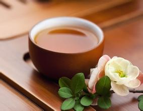 How will the establishment of a coffee trading center in Chongqing, which does not produce coffee, change China's coffee industry?