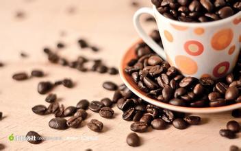 The strength of Italian coffee powder comes from the palm of the hand. Introduction to the production method.