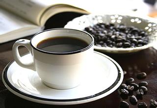 The method of beating cotton after dishing milk foam-the skill of beating milk foam with coffee