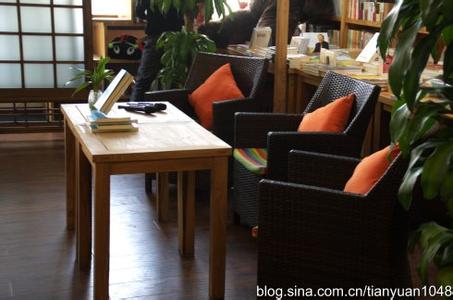 Liu Nian Cafe with warm and small Space