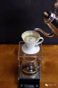 HARIOV60 conical drip cup compared to Kalita trapezoidal three-hole drip cup brewing experience