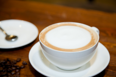 Myth: is the proportion of cappuccino milk coffee milk foam at 1:1:1?