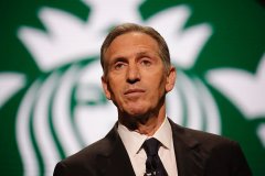 Starbucks fights the midlife crisis: it can't just rely on large-scale stores, and then it's time to play the emotional card?
