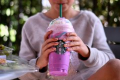 Starbucks unicorn smoothies make baristas bitter.