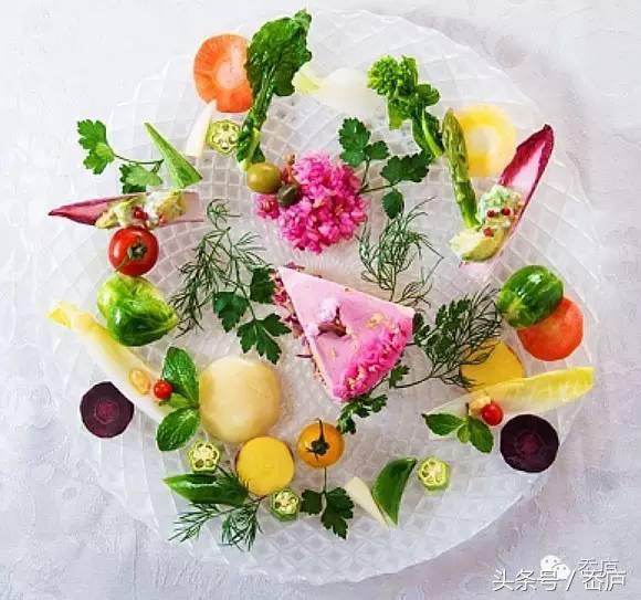 咖啡配生蚝，沙拉变蛋糕……咖啡馆里竟然藏着这么多创意美食！