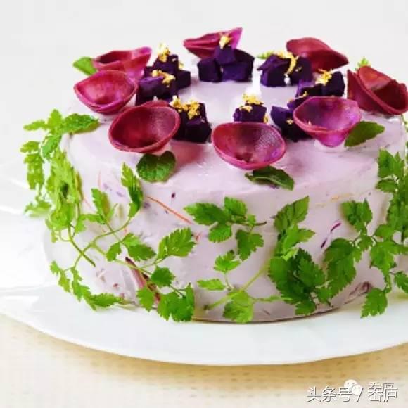 咖啡配生蚝，沙拉变蛋糕……咖啡馆里竟然藏着这么多创意美食！