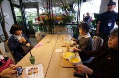 Japanese consortium supports the establishment of flower shops and cafes to provide employment for people with disabilities