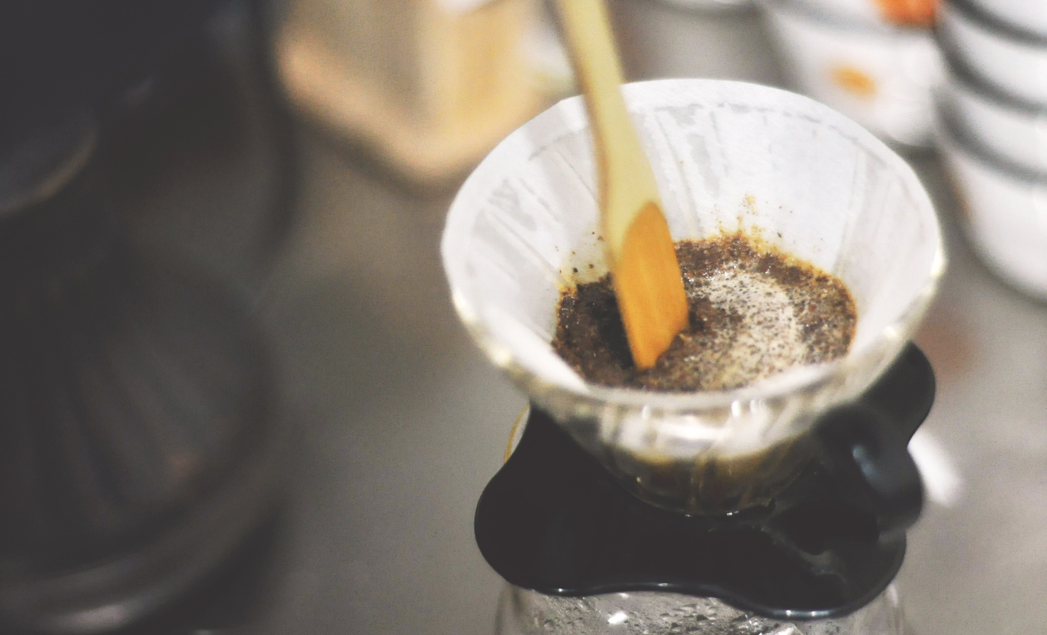 Learn how to make coffee; how to stir to make good coffee