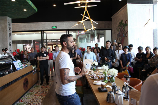 Italian champion barista landed in Beijing, CAFFE PASCUCCI China opened show
