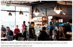 Shorten business hours and make less money! The new immigration policy in New Zealand makes cafes complain