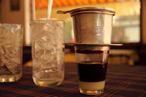 The origin and development of Vietnamese coffee, representative brands and characteristics of coffee with drip coffee course