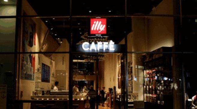 Illy joins Starbucks with a new competitor