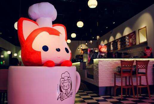 After Line and Kumamoto Kumamoto Xiong, Ali also opened a coffee shop, how to cross the border animation IP new retail?