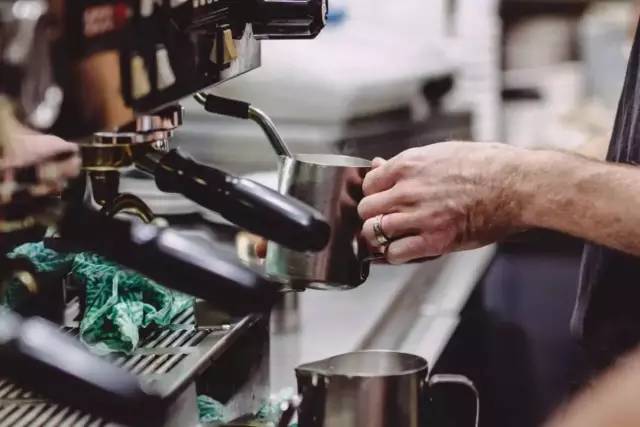 dry goods| How do novices foam like professional baristas?