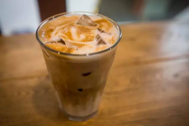 Did you know that iced coffee and iced coffee are actually different?