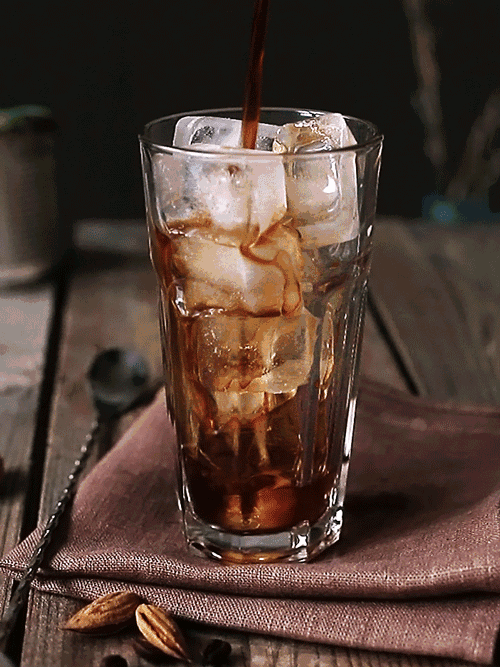 The difference between hot coffee, cold coffee, iced coffee and iced coffee