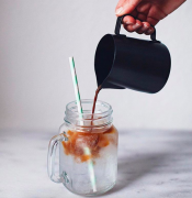 Coffee + tonic water, have you tried this red combination?