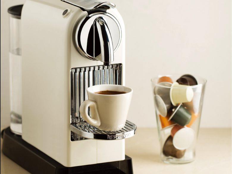 How about a capsule coffee machine? Look at the products of contradictions when modern people are busy.