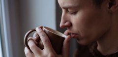 A cup of coffee tests whether you smell or not
