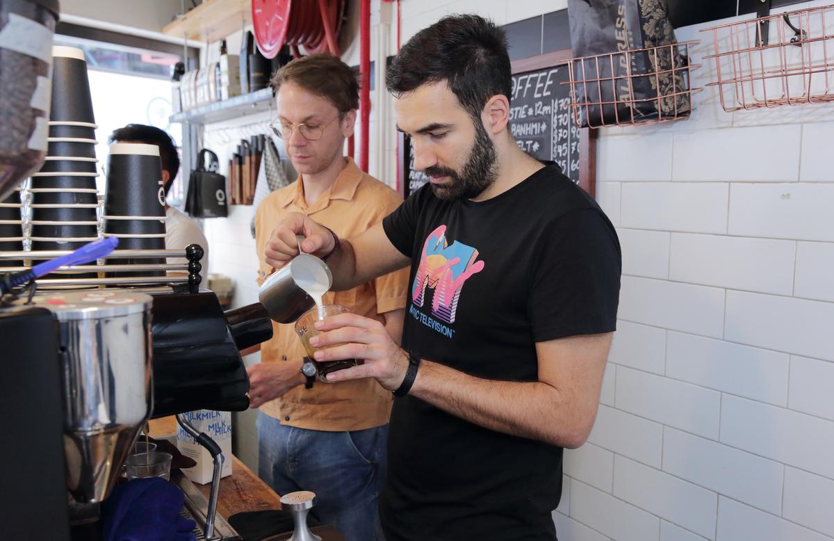 [Winstons Coffee] have a cup of authentic Australian coffee in Hong Kong