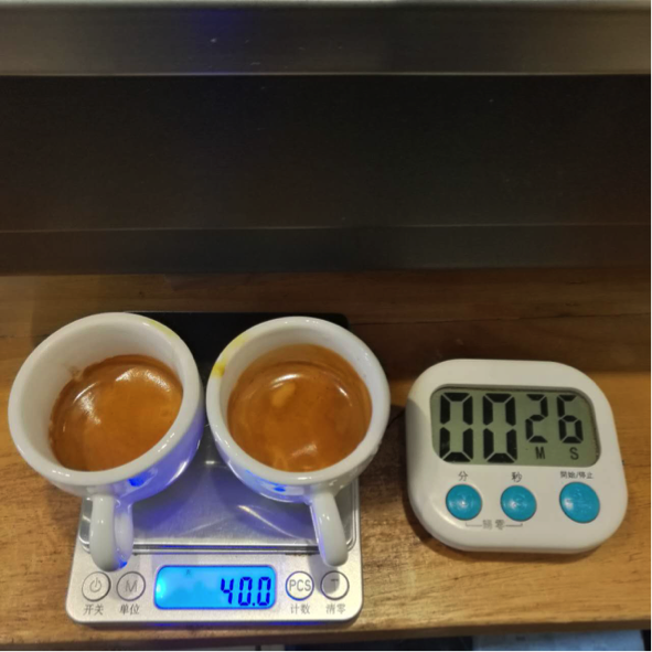 [Experiment] Pegasus 900n bean grinder grinding with or without pressure chamber difference
