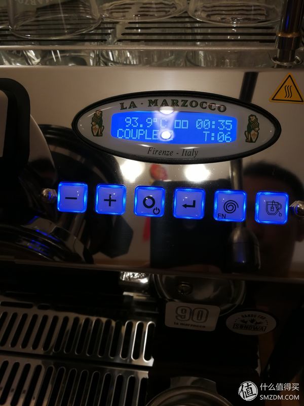 咖啡设备简评及咖啡制作交流 篇一：La Marzocco GS/3 MP