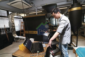 現在更可利用電腦控制及監控炒豆過程，以確保咖啡豆的品質。
