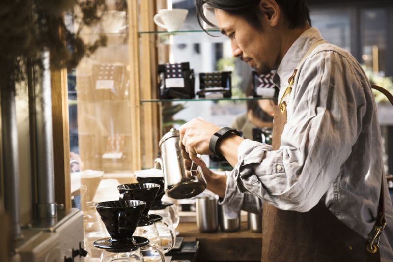 ONIBUS COFFEE, a popular cafe in Tokyo, shares the golden proportion of hand-brewed coffee.