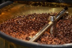 Fresh roasting of coffee beans is so important! Simply try to find out whether the coffee beans are fresh or not.