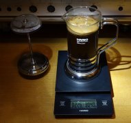 What is the difference between hand-brewed coffee and French presser in the way of extraction?