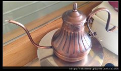 Identification and appreciation of Kalita all-copper hand punch kalita hand punch must be tied with hemp rope because it is hot
