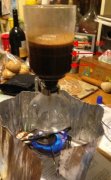 Romantic and elegant siphon coffee siphon coffee maker explains the difference between hand-brewed coffee and siphon