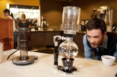 Matters needing attention in making siphon coffee in summer skills of siphon pot brewing coffee under abnormal temperature