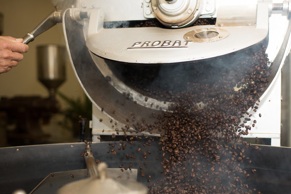 Professional coffee roasting | difference and difference between semi-hot air baking and direct fire roasting