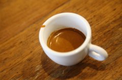 What is the difference between Americano, Long Black and Lungo in Italian fancy coffee?