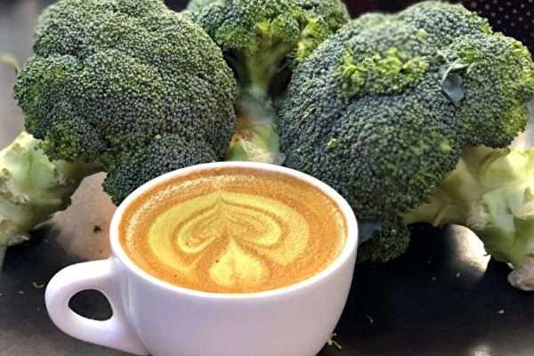 Melbourne bizarre new trend-broccoli coffee do you want to try? It sounds weird but healthy!
