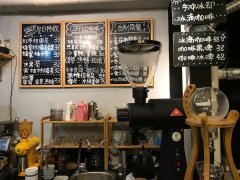 Shenzhen single Dog Paradise-wooden Coffee Picture of Shenzhen warm Coffee Shop
