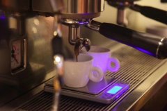 Why is the coffee machine so expensive? What's the difference between a coffee machine for a few hundred yuan and a coffee machine for a few thousand yuan?
