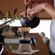 What should be paid attention to in hand coffee brewing parameters grinding degree powder water temperature ratio skill