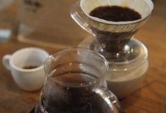 What's the difference between hand-brewed coffee and siphon coffee? Would it be better to make coffee by hand?