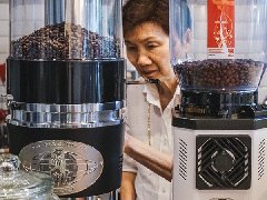 Bangkok's coolest barista, 76-year-old granny who hasn't had a cup of coffee but has become a signature
