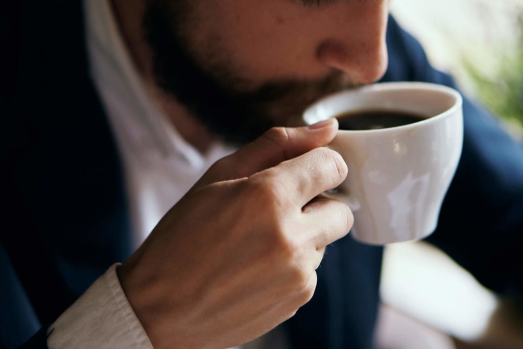New research: men drink more coffee than women! How many cups of coffee a day is too much?