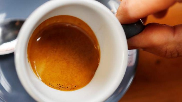 Espresso without perfect Crema is soulless! How do you flush the coffee fat?